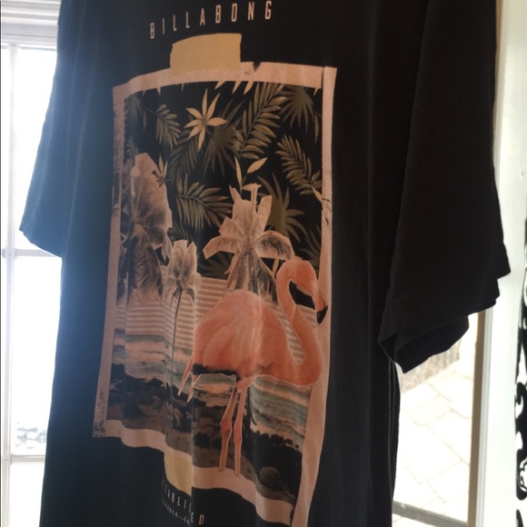 Black Billabong T-Shirt, - Picture 4 of 4